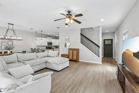 4654 Attleboro Street Jacksonville FL 32205