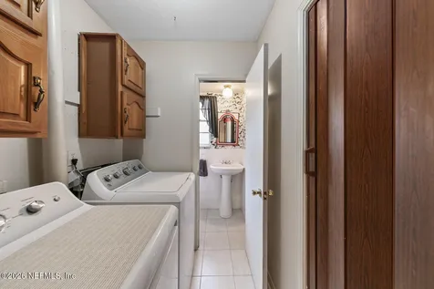 4432 Hartman Road Jacksonville FL 32225