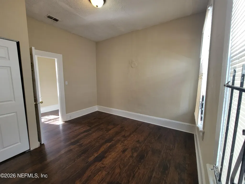 1327 Cleveland Street Jacksonville FL 32209