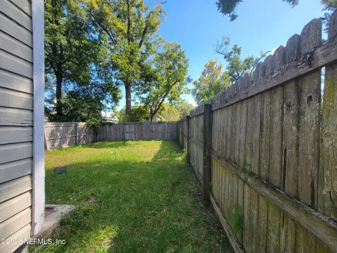 1327 Cleveland Street Jacksonville FL 32209