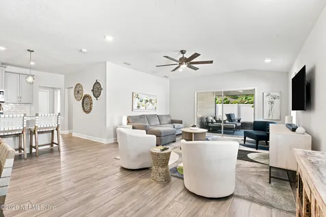121 Winterberry Court St. Johns FL 32259