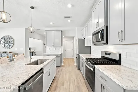 121 Winterberry Court St. Johns FL 32259