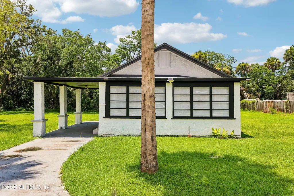 134 Knight Place Daytona Beach FL 32114
