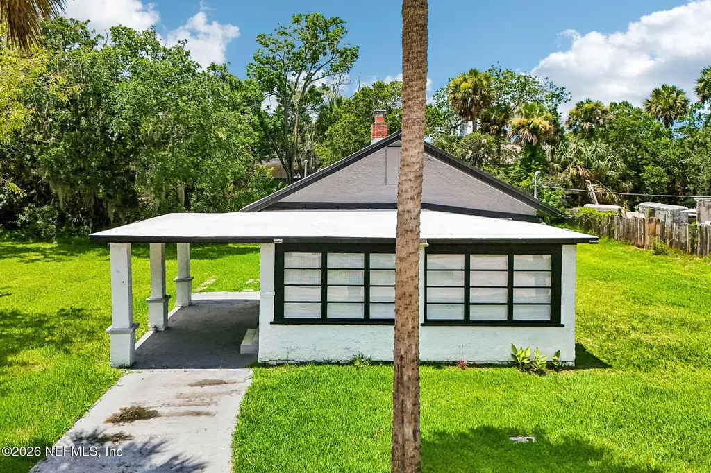 134 Knight Place Daytona Beach FL 32114