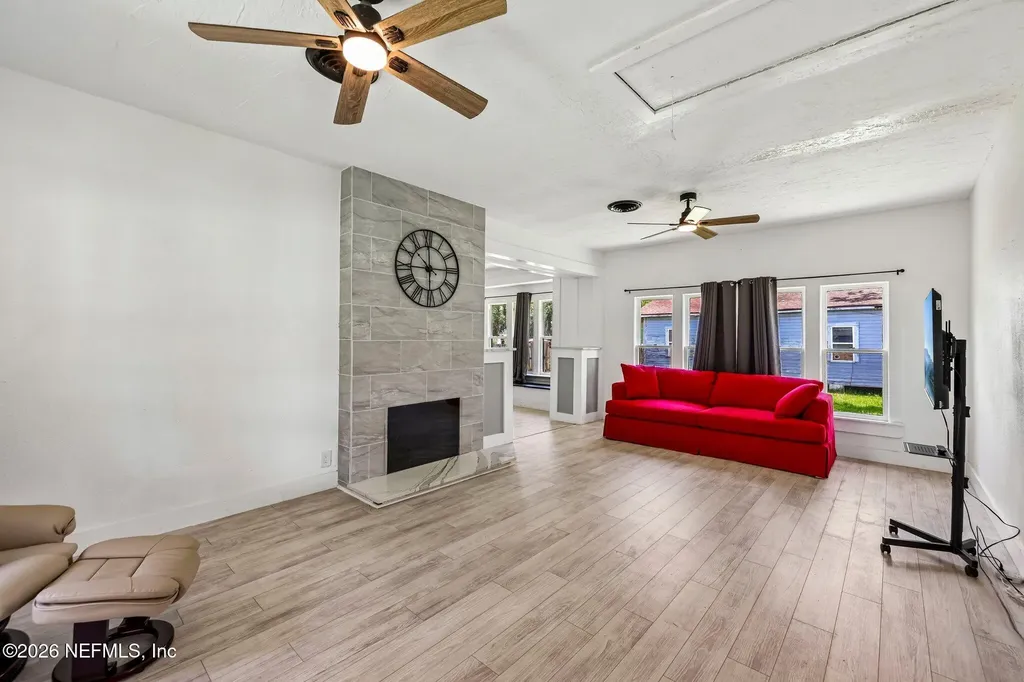 134 Knight Place Daytona Beach FL 32114