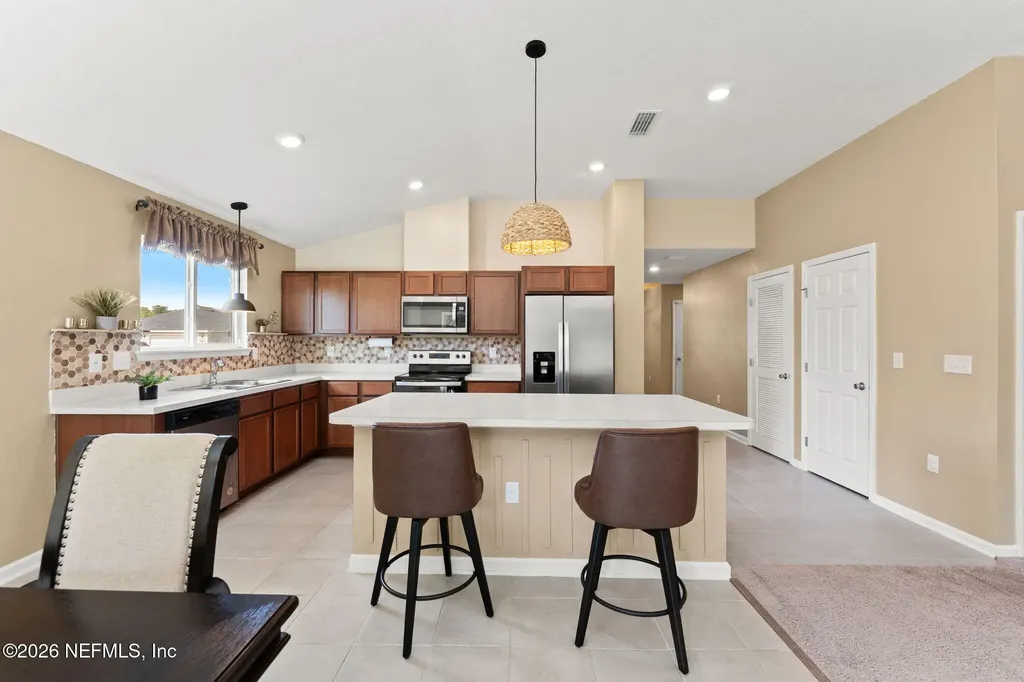 1327 Panther Lake Parkway Jacksonville FL 32221