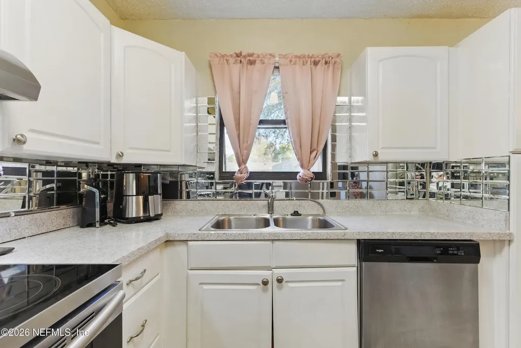 4842 Doncaster Avenue Jacksonville FL 32208