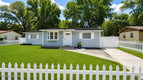 4842 Doncaster Avenue Jacksonville FL 32208