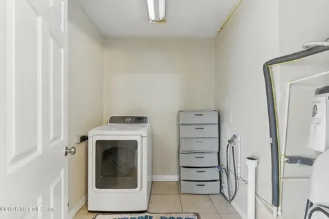 4842 Doncaster Avenue Jacksonville FL 32208