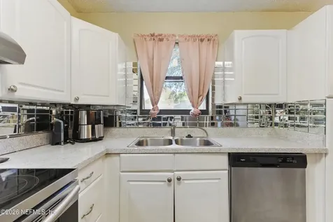 4842 Doncaster Avenue Jacksonville FL 32208