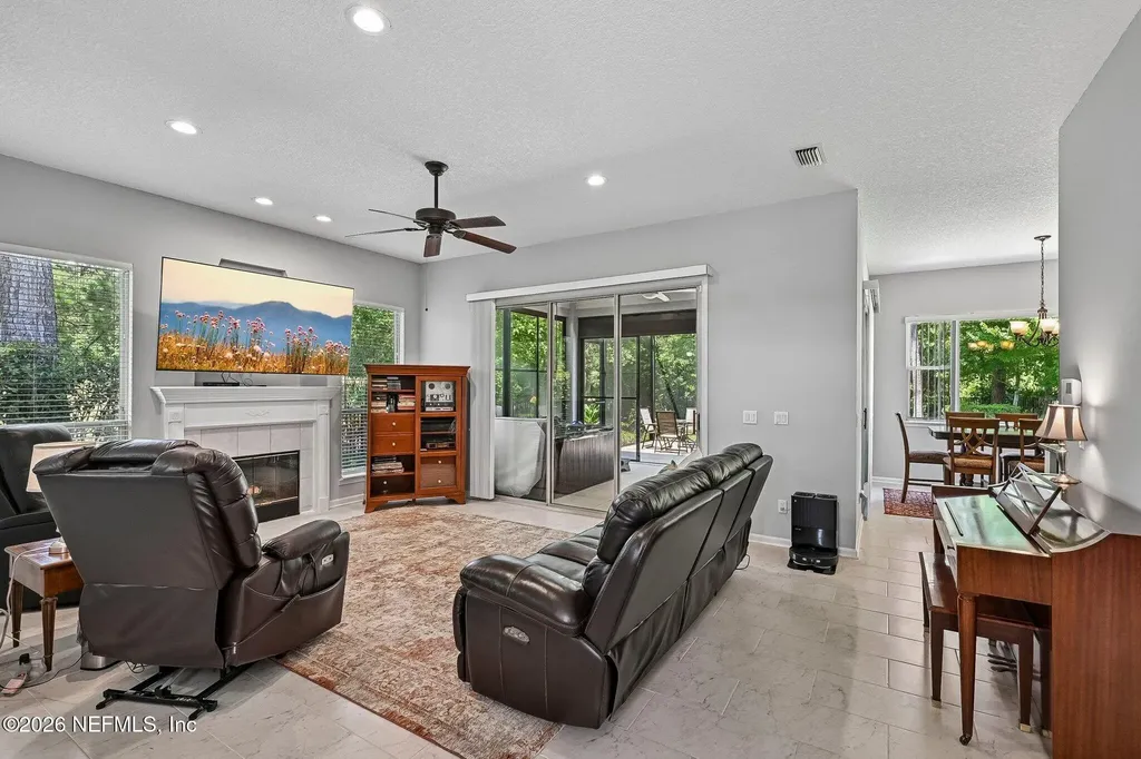 3429 Castle Pine Ct. Court Green Cove Springs FL 32043