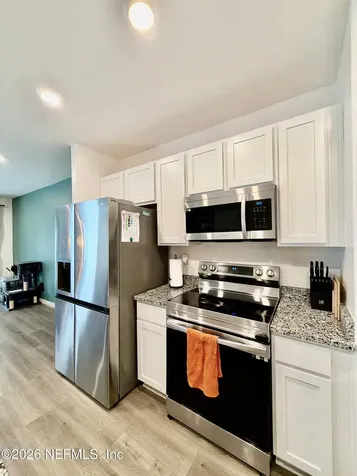 3284 Penny Cove Lane Jacksonville FL 32218