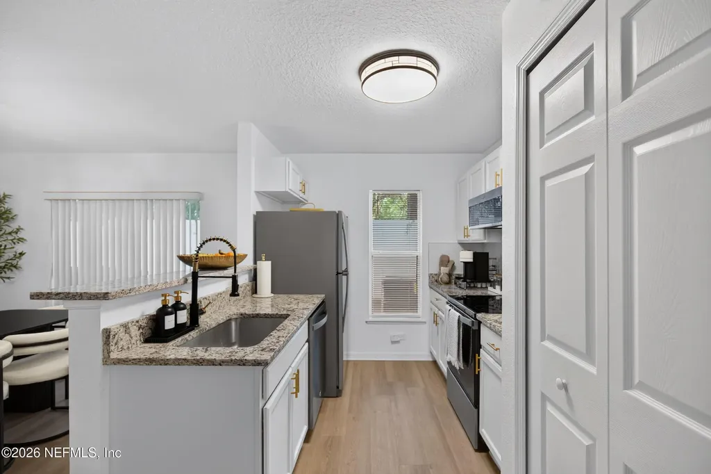 7038 Saint Ives Court Jacksonville FL 32244