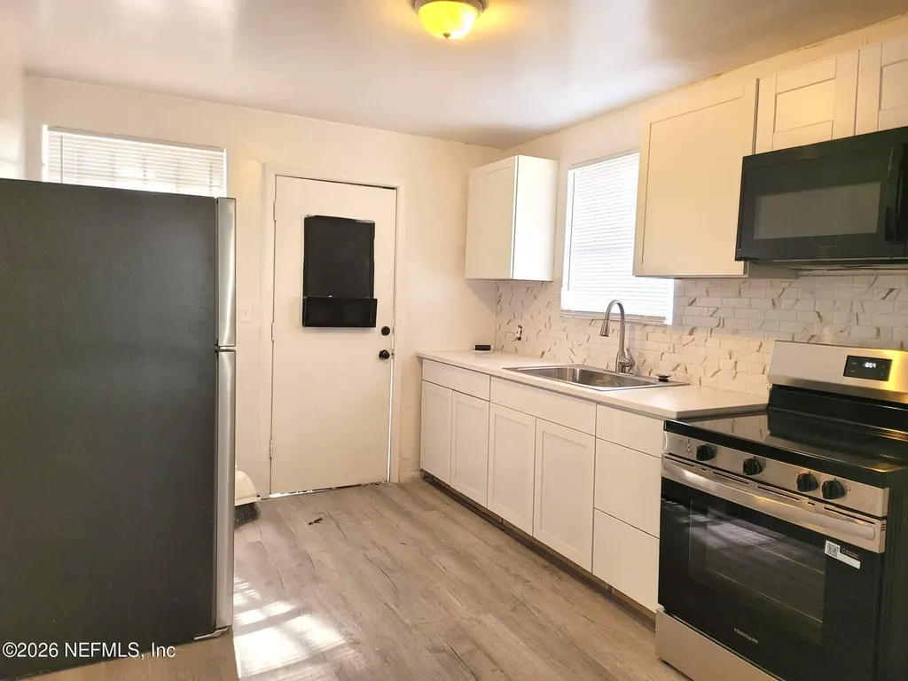 1084 Huron Street Jacksonville FL 32254