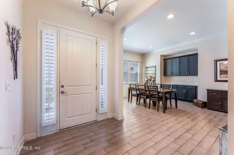 117 Crestway Lane Jacksonville FL 32081