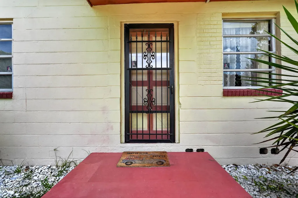 131 Dunn Avenue San Mateo FL 32187