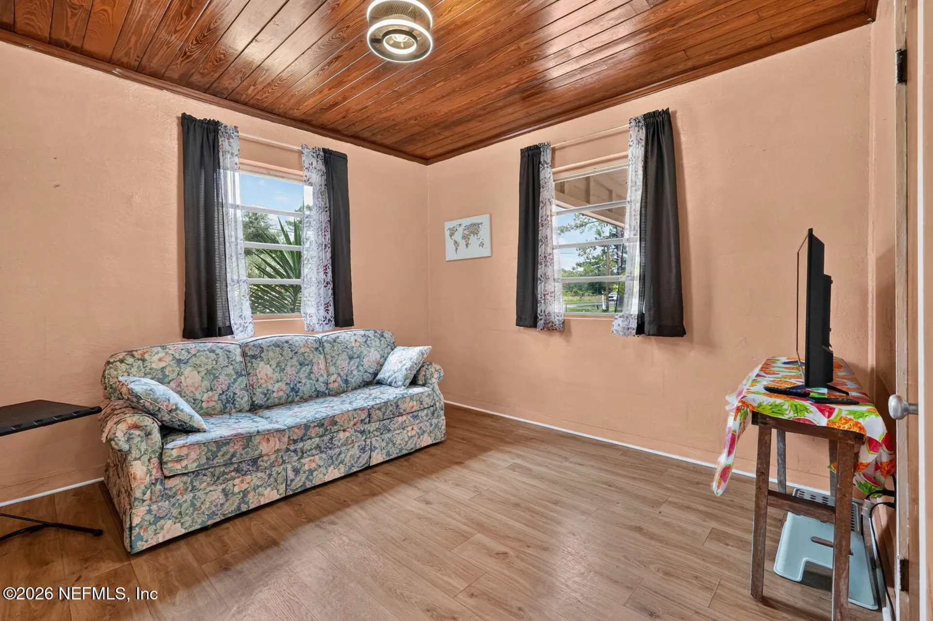 131 Dunn Avenue San Mateo FL 32187