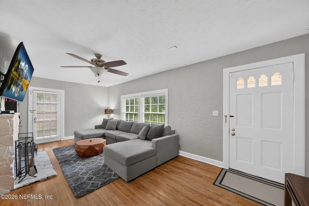 2735 Parental Home Road Jacksonville FL 32216
