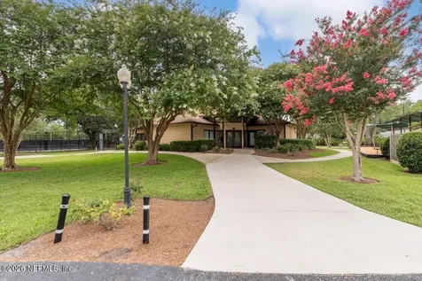 2118 Birch Bark Court E Jacksonville FL 32246