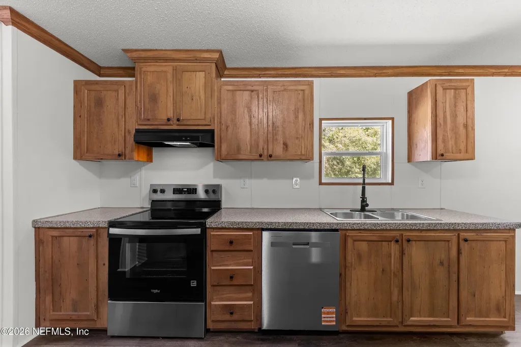 79 Melanie Lane Middleburg FL 32068