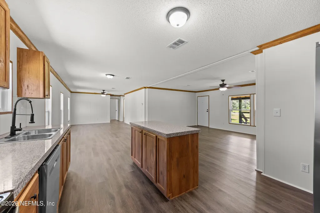 79 Melanie Lane Middleburg FL 32068