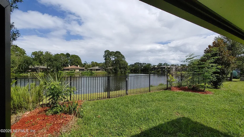 8324 Meadow Walk Lane Jacksonville FL 32256