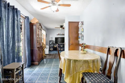 6247 Cranberry Lane E Jacksonville FL 32244