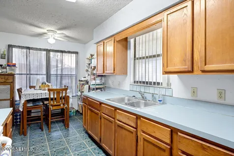 6247 Cranberry Lane E Jacksonville FL 32244