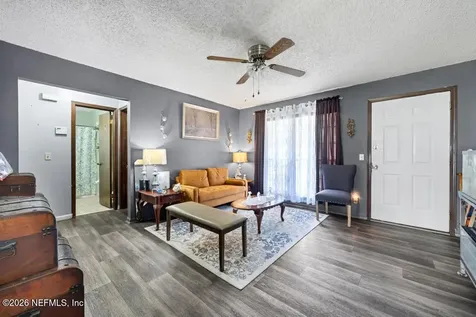6247 Cranberry Lane E Jacksonville FL 32244