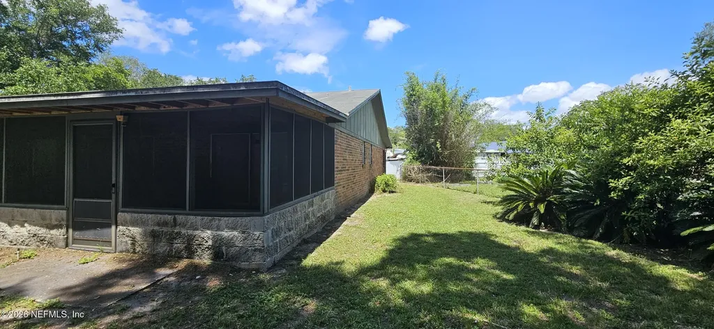3839 Fernglen Drive Jacksonville FL 32277