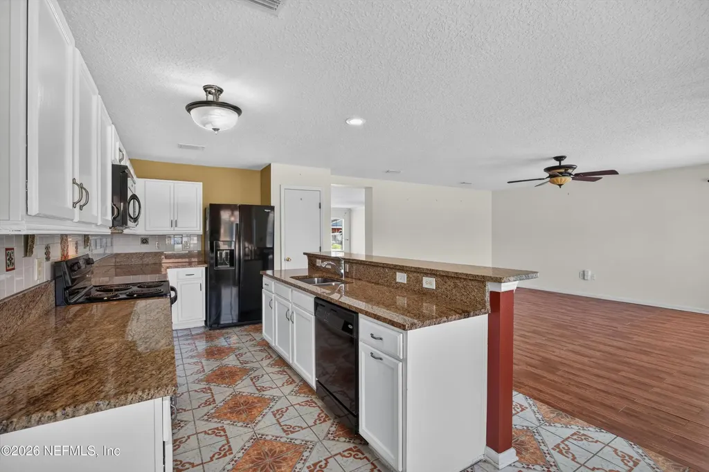 2282 Justin Lake Drive Jacksonville FL 32221