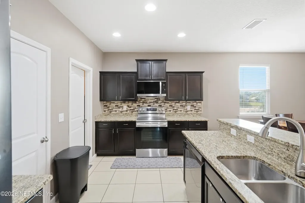 3130 Hidden Meadows Court Green Cove Springs FL 32043
