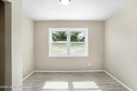 111 Elm Avenue Palatka FL 32177