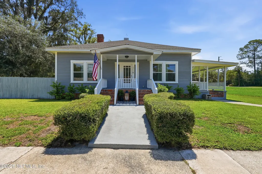 325 S Lake Avenue Lake Butler FL 32064