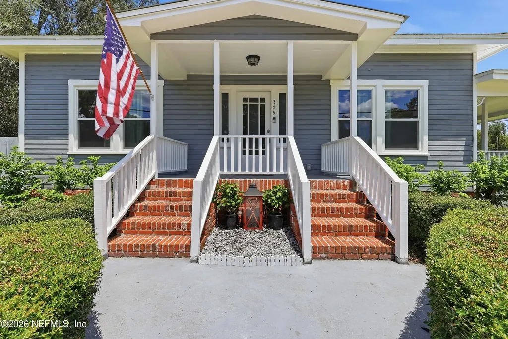 325 S Lake Avenue Lake Butler FL 32064