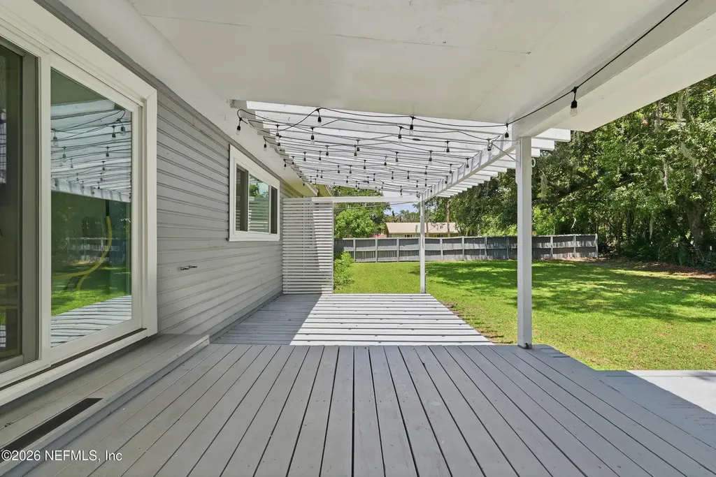 325 S Lake Avenue Lake Butler FL 32064