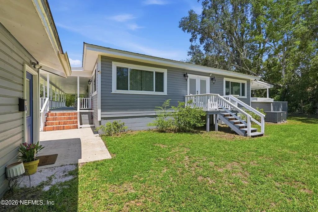 325 S Lake Avenue Lake Butler FL 32064