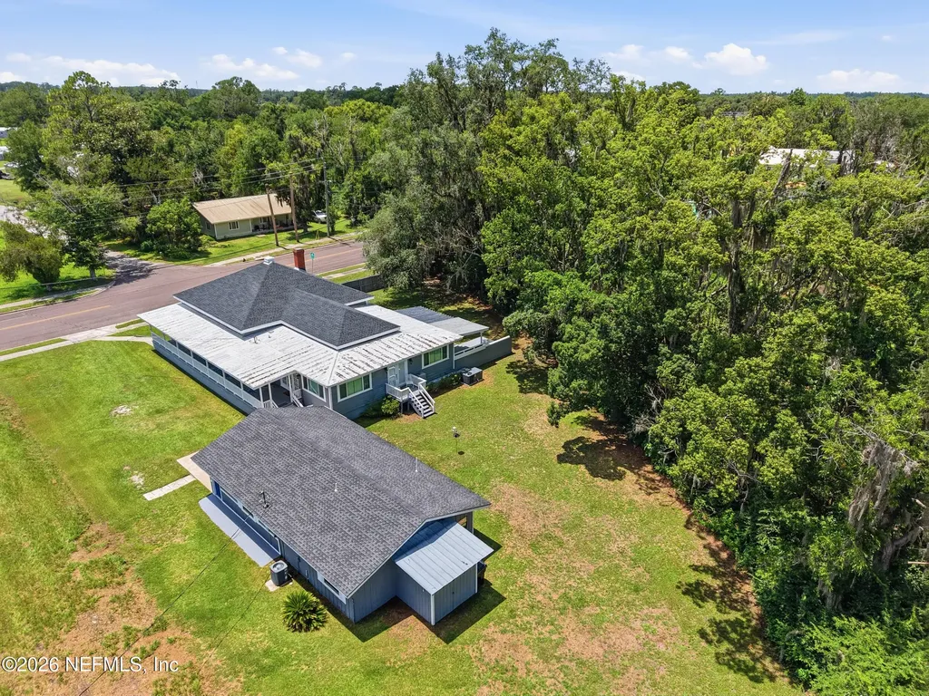 325 S Lake Avenue Lake Butler FL 32064
