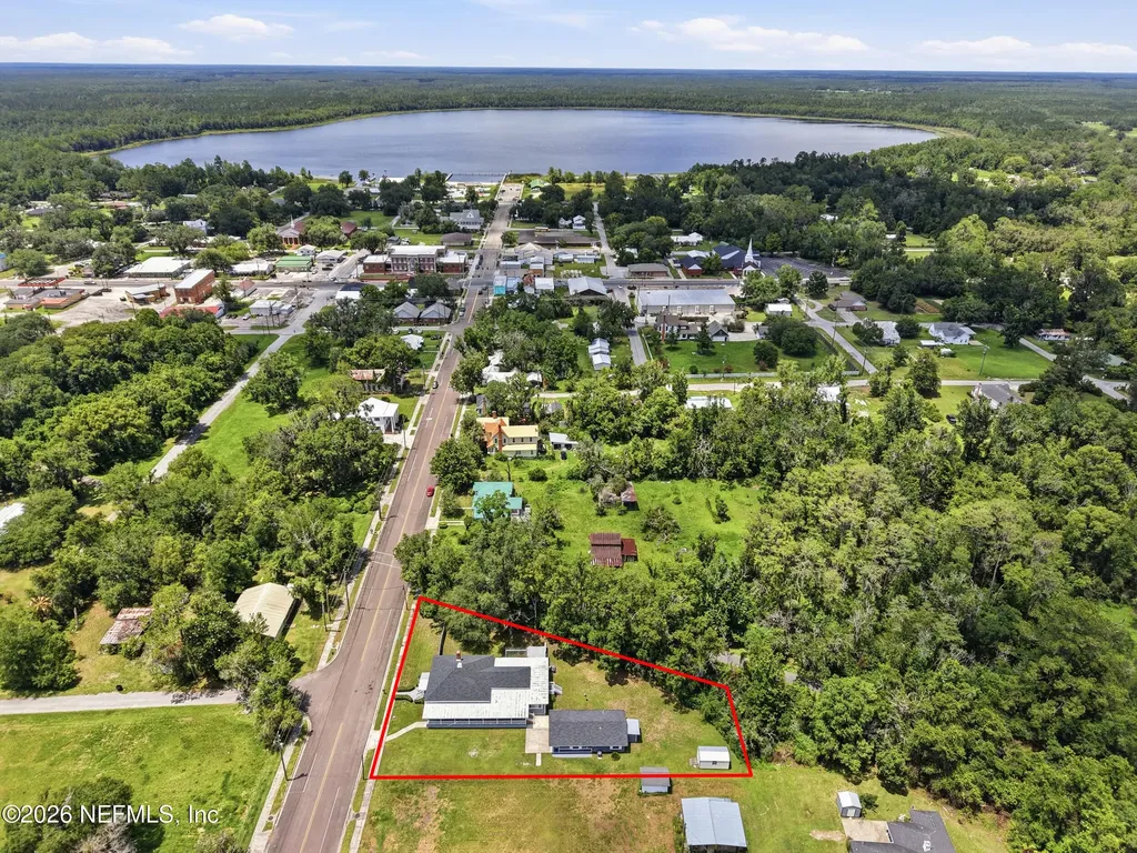 325 S Lake Avenue Lake Butler FL 32064