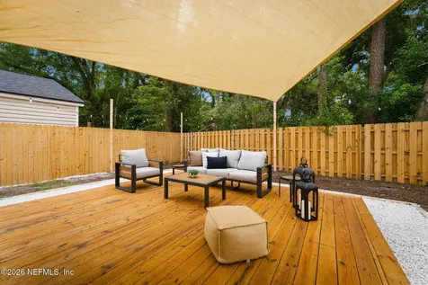5059 Glen Alan Court N Jacksonville FL 32210