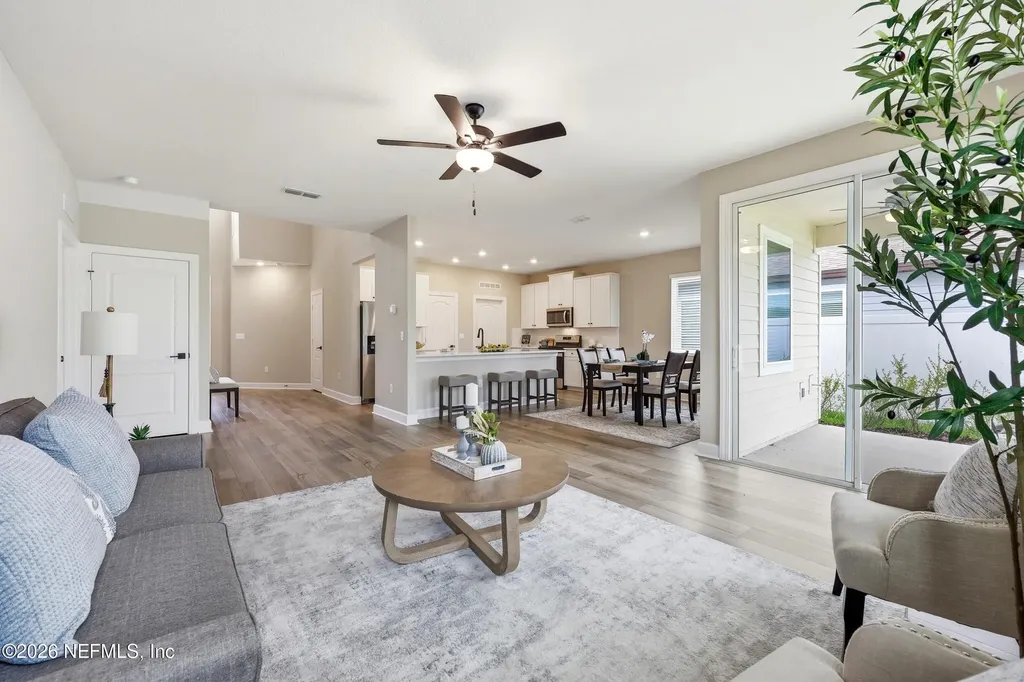 3978 Gareys Ferry Way Middleburg FL 32068