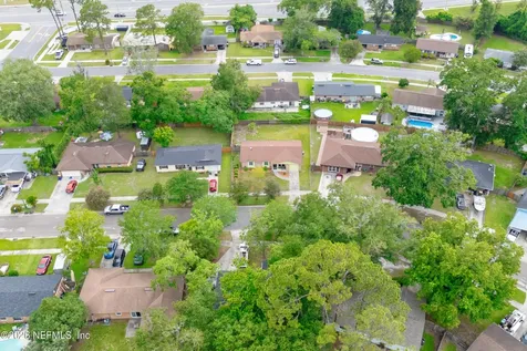 758 Trambley Drive E Jacksonville FL 32221
