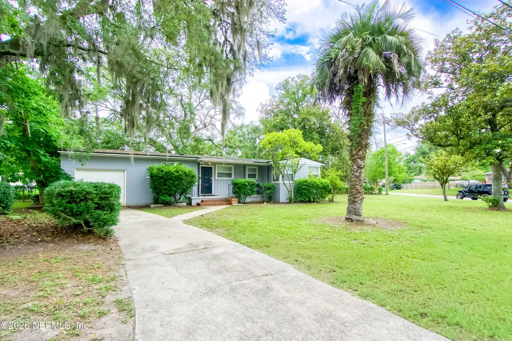 4820 Avent Drive Jacksonville FL 32244