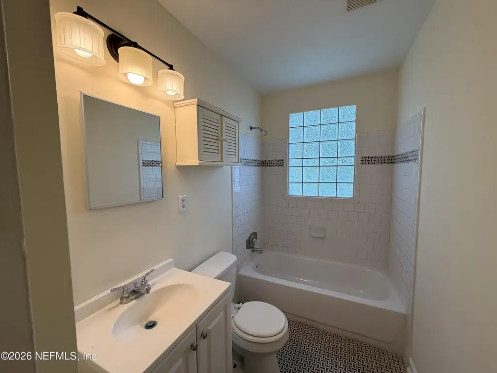5135 Astral Street Jacksonville FL 32205