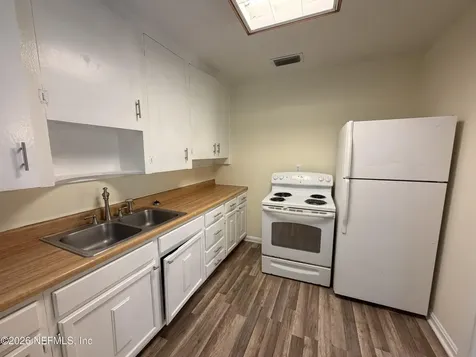 5135 Astral Street Jacksonville FL 32205