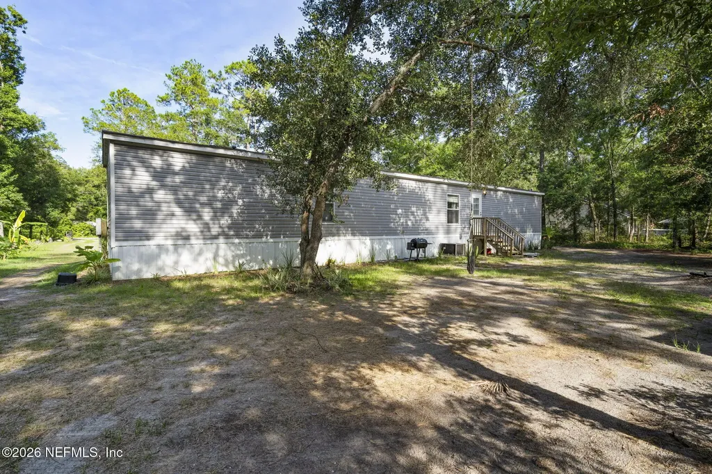 9625 Light Avenue Hastings FL 32145