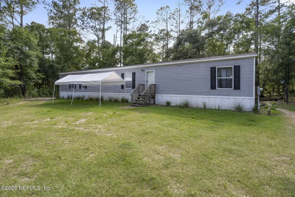 9625 Light Avenue Hastings FL 32145