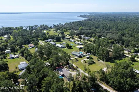 114 N Janet Drive Crescent City FL 32112