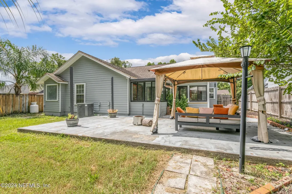 8621 Goodbys Trace Drive Jacksonville FL 32217