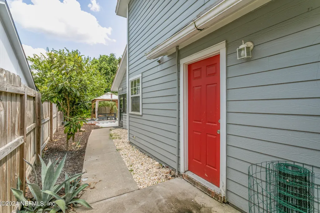 8621 Goodbys Trace Drive Jacksonville FL 32217